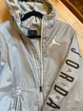 Jordan Light Gray Windbreaker Jacket with White Jumpman